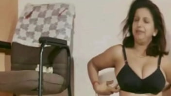 Lonely Lady Mallu Aunty Romance In Home