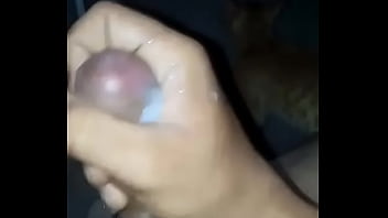 Quem Quer Leitinho? - puta, punheta, soloboy, quero-um-cu - Video 3339847