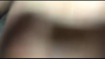 Eu Sentando No Colo Do Coroa.