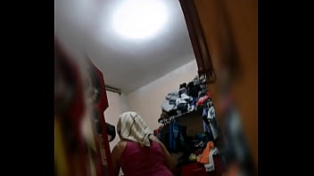 Esposa Culona Cambiándose