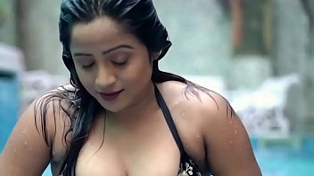 Naked Bhabhi Saree