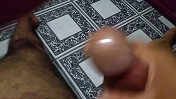 Masturbando Meu Pau Pensando Em Uma Buceta Casada