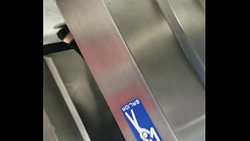 Flaquita Con Calzón Negro