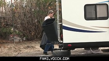 Familydick - Single Stepdaddy Breeds Inexperienced Stepson