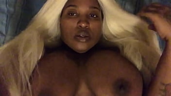 The Girls Wishing Y_all Happy New Year !!!