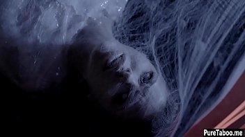 Couple Got Banged In A Alien Group Sex At A Spaceship