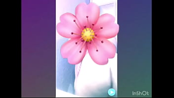 Cute Latina Naked Twerking