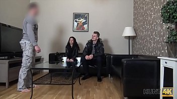 Hunt4k. Ho Preso Una Vittima Sessuale Nella Mia Rete! - teen, licking, blowjob, brunette, fingering, POV, czech, reality, cash, money, hd, cuckold, pick-up, - Video 3545015