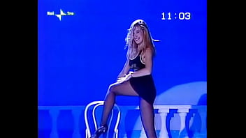 Simona Tagli - Stacchetto Vestitino Nero