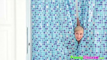 Pervy Stepmommy Fucking Stepson In Bath