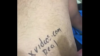 Comprobación De Perfil Con Una Buena Paja En La Oficina