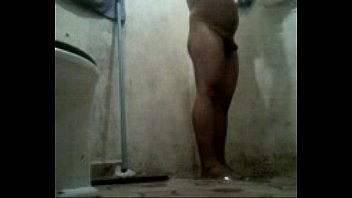 punheta no banheiro fone (02112)97743215