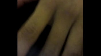 Se Masturba Antes De Bañarse Y Me Manda Una Probadita Mi Esposa