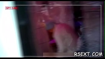 Dark Chocolate Hooker Gives White Dude A Steaming Oral Stimulation