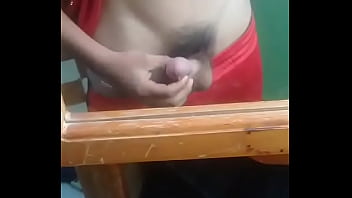 Muy Tierno, Quiere Cojerse A Miguel