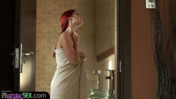 Beautiful Redhead Orgasms In The Bathroom