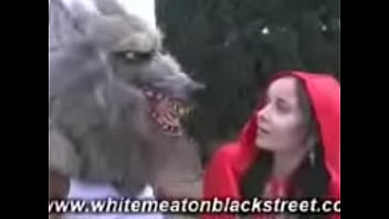 Caperucita Y El Lobo Feroz