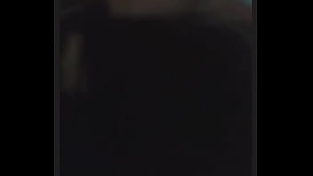 Mulher Do Sargento Tatuada Se Masturba Para O Vizinho