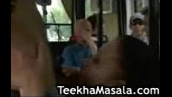 000031(bluemobiles.com)sex In Public Bus.ext