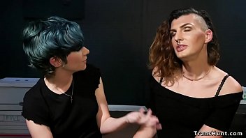 Big Shemale Fucks Petite Babe