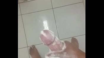 Banho, Ensaboado - Unknown - 2025 - Passionate - Scene - Video 3601286