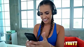 That Perfect Ass Should Be Exercised