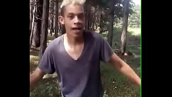 Novinho De Pal Duro Na Rua