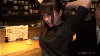 Momo Ichinose In Bar