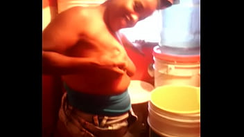 Veneca Winifer Puta De Petare Se Desnuda