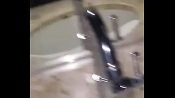 Gordinho Balançando A Benta Ao Som De Funk