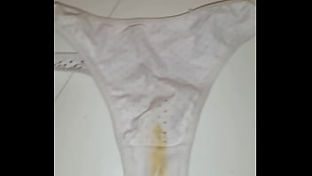 Ella Creo Que Me Engaña