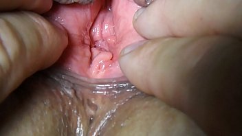 Nicki,s Pussy Gape Me While I Rub My Pussy Watch Me Cum!!!!