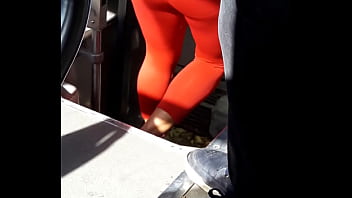 Nalgona Se Le Marca El Calzon