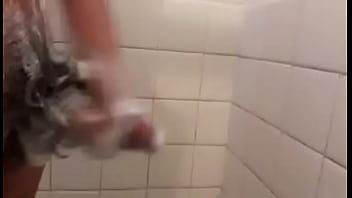 Masturbandome En El Baño - masturbation, xxx, soloboy - Video 3301676