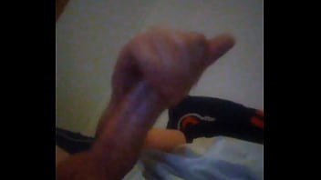 Short Video Of Some Built Up Cumm!!