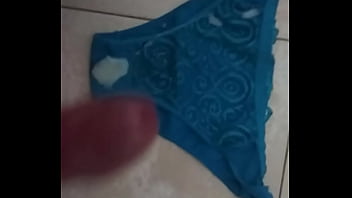 Corrida En Bragas De Mi Vecina 15 (cum On Pants Of My Neighborg)