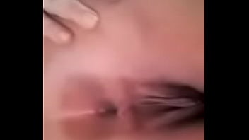 Alline De Ibiúna Se Exibindo