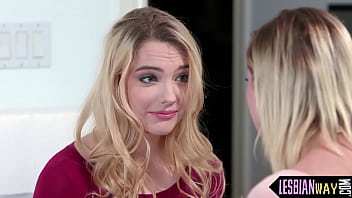 Tribbing Lesbians Orgasm After Foreplay