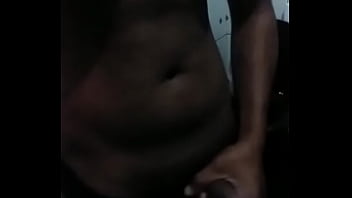 Novinho Na Punha - gay, macho, rj, punheta, rola, novinho, 19cm, campo-grande - Video 3467761