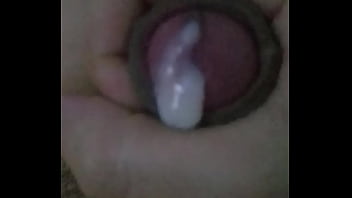 Thanh ni_n thủ d_m