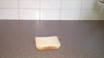 Pan Hace Gemir Como Puta Al Piso