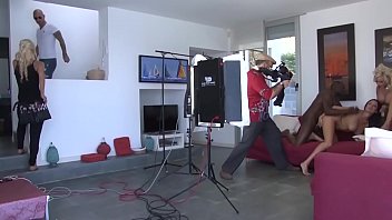 Chloé Lacourt Se Fait Déchirer Les Orifices Par Mike Angelo