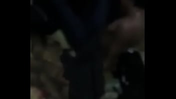 Jóvenes Teniendo Relaciones Sexual Es Salvas, Kevin Y Mago