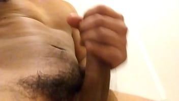 Masturbandome Rico. - handjob, masturbation, latino, verga, soloboy, joven - Video 3493126