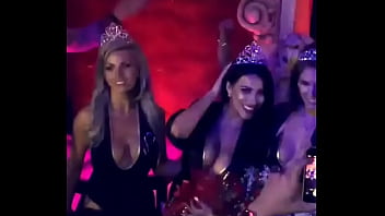 Big-ass, Pic, Womans - Big_ass - 2025 - Steamy - Performance - Video 3576907