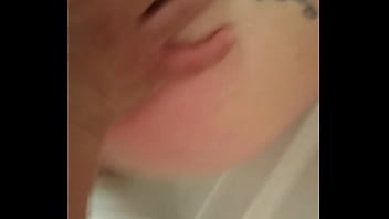 Golden Showerfor Thirsty Slut