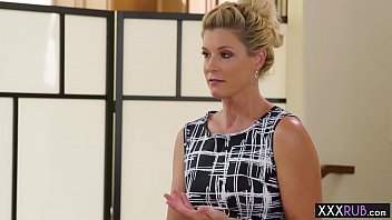 Blonde Teen Hot Massage By A Professional Mature Blonde