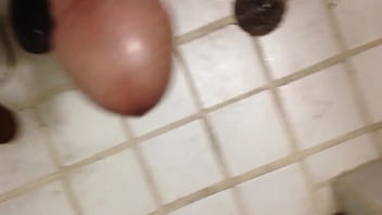 Soloboy, Hombre, Si, Uno-a - Unknown - 2025 - Wild - Scene - Video 3285508