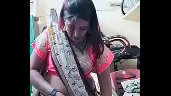 Swathi Naidu Exchanging Dress And Getting Ready For Shoot Part-2