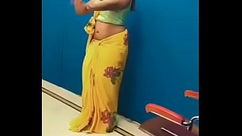 Swathi Naidu Sexy Dance In Saree